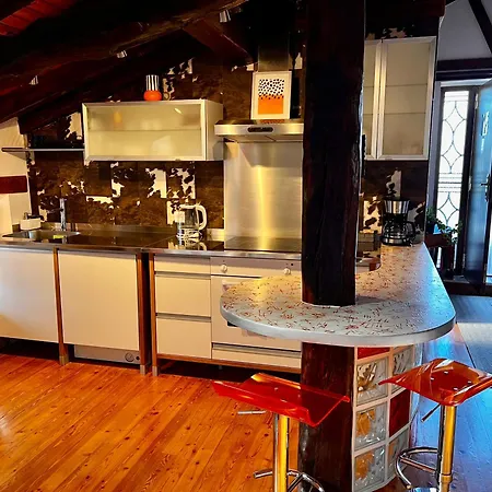 Bilbo Near Atico Rural Con Terraza