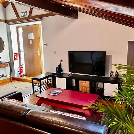 Bilbo Near ático Rural Con Terraza